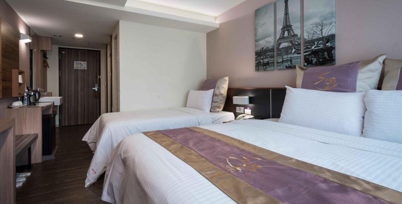 Sun Hotel Каосюн Екстериор снимка