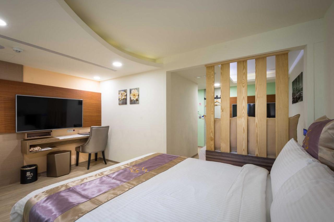 Sun Hotel Каосюн Екстериор снимка