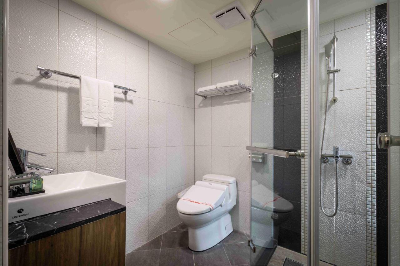 Sun Hotel Каосюн Екстериор снимка